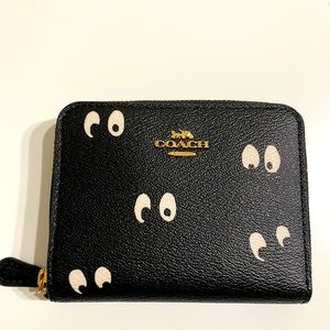 Coach Disney Snow White wallet zip around